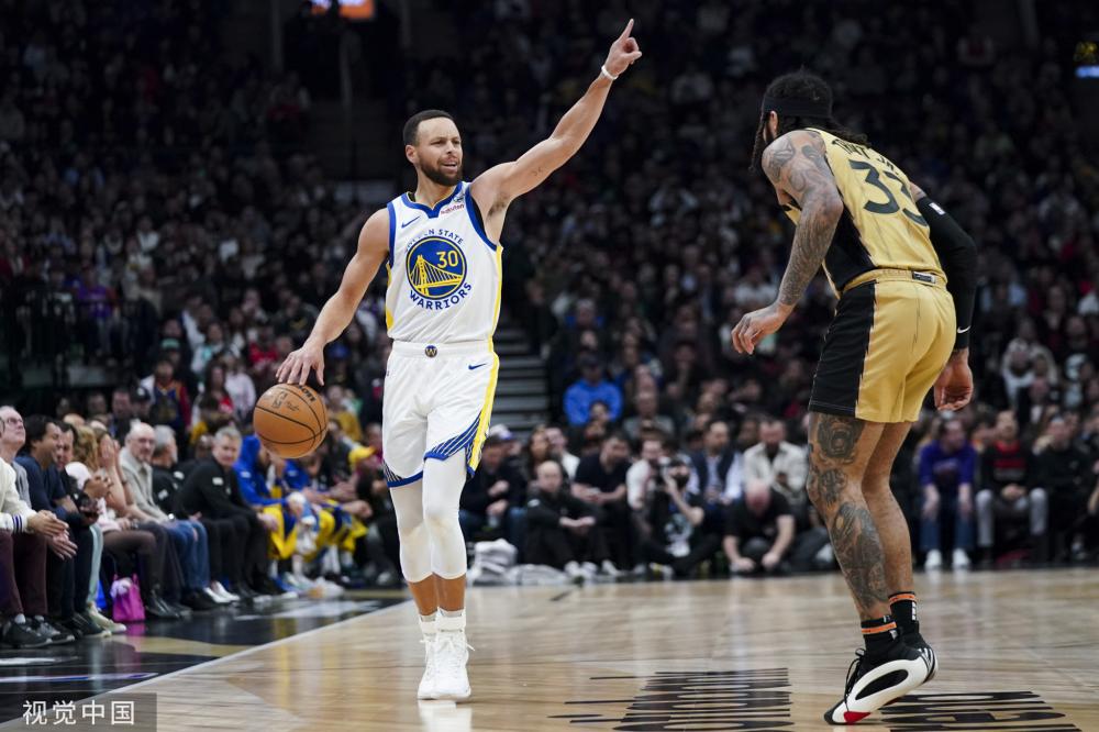 球队在防守 球队在防守