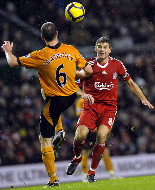 他抓住了埃 他抓住了埃